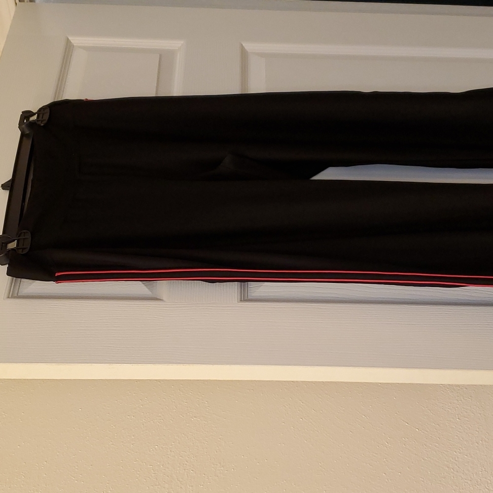 Energy Zone Athletic Yoga Pants with Pink Stripes